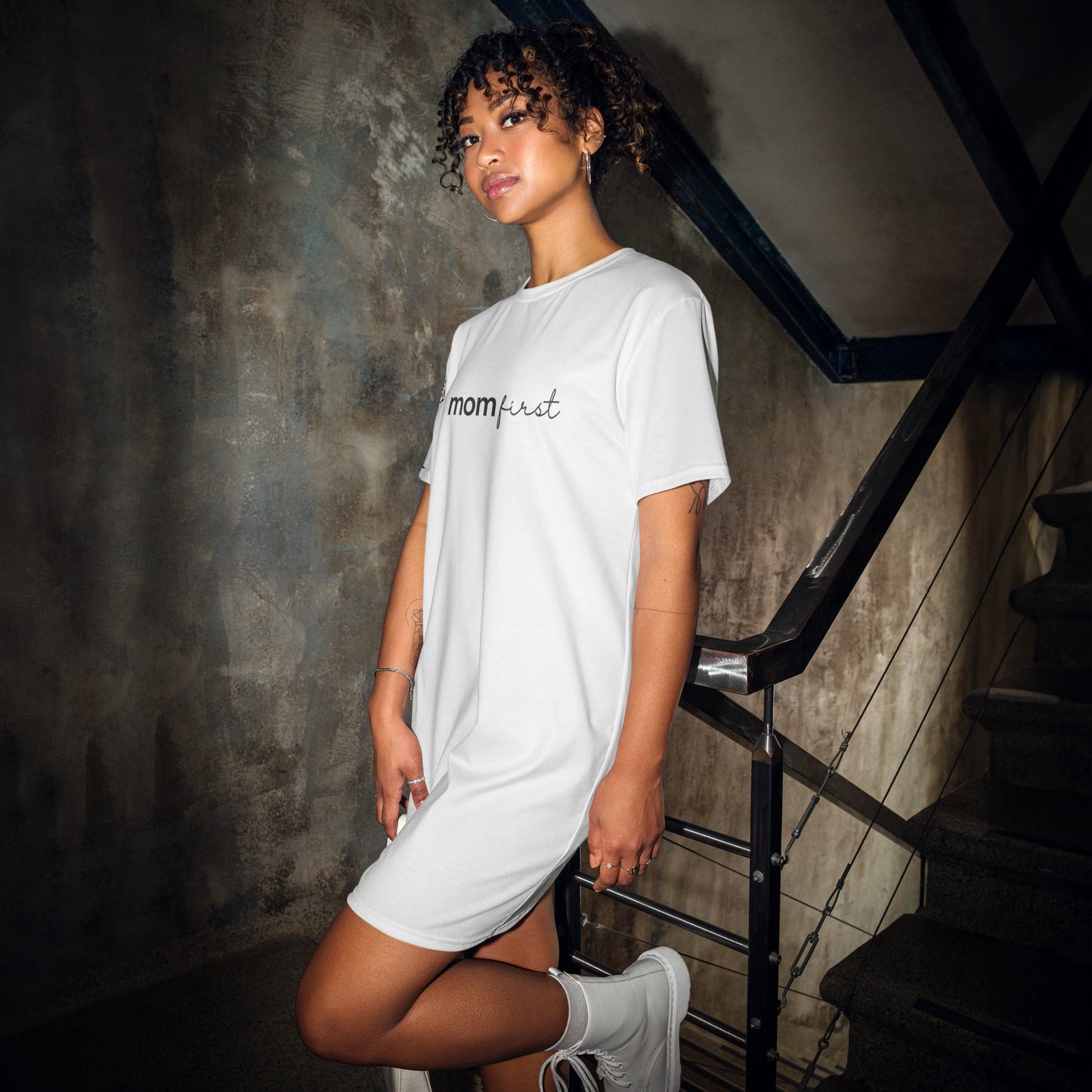 T-SHIRT DRESS