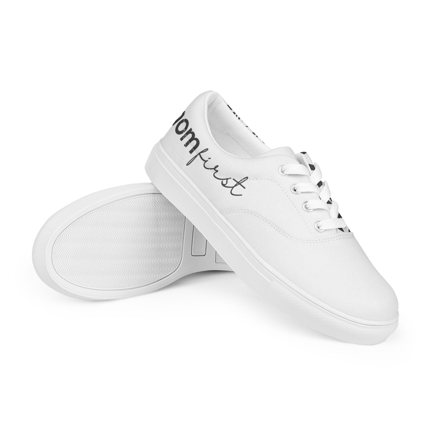 Women’s lace-up canvas shoes